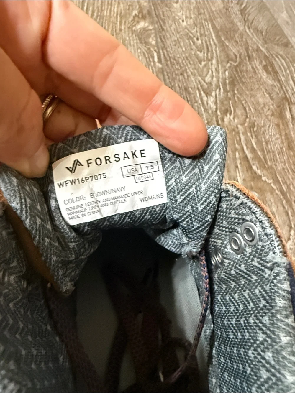 Forsake Women's Patch Mid Waterproof Boots size 7.5